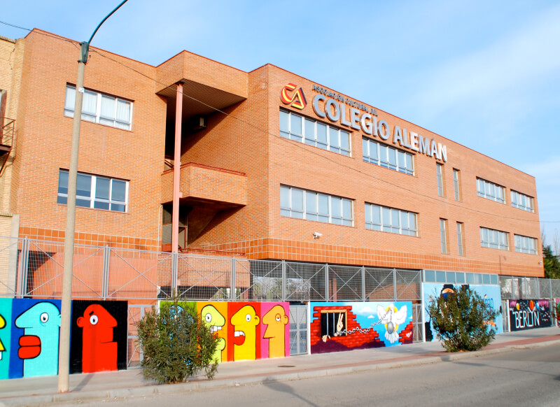 Fassade der Deutschen Schule von Zaragoza